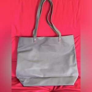 31 pebble gray tote